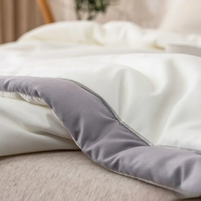 Cooling comforter